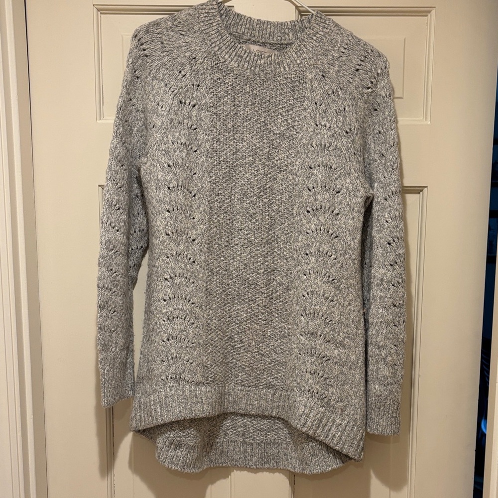 LOFT Light Gray Textured Crewneck hi/lo Sweater